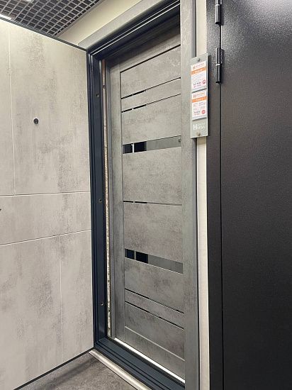 Межкомнатная дверь  