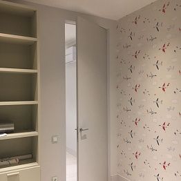 Скрытые двери в детской комнате: безопасность и стиль.