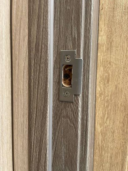 Межкомнатная дверь  